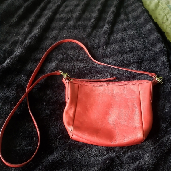 Fossil Vintage Red Genuine Leather Shoulder Bag